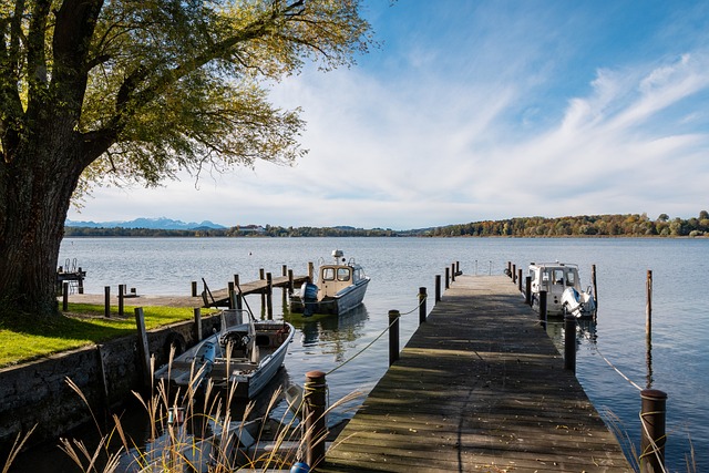 落后利物浦11分 曼市夺冠无望？.